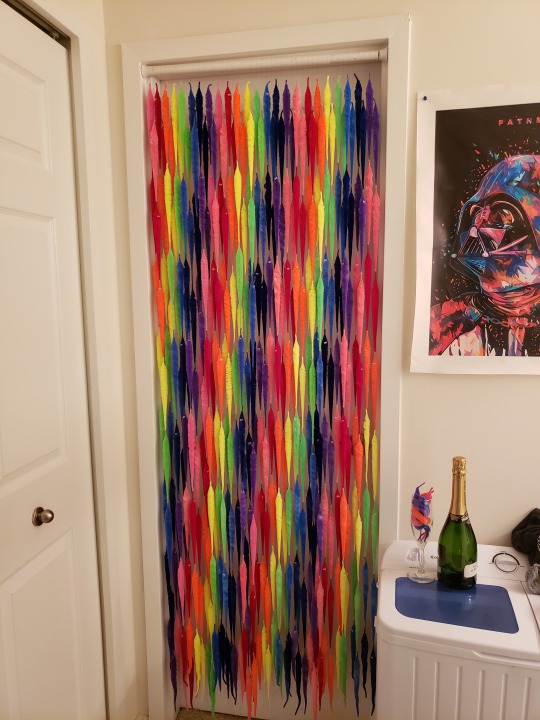 fanotastic: fanotastic:  fanotastic:  fanotastic:  lonevarg:  birb-ghost:  fanotastic:  iwillcutmyhairshort:  iwillcutmyhairshort:  concept a beaded curtain, but instead of beads they’re worms on strings  you know… these guys   Hi op I hope this satisfies