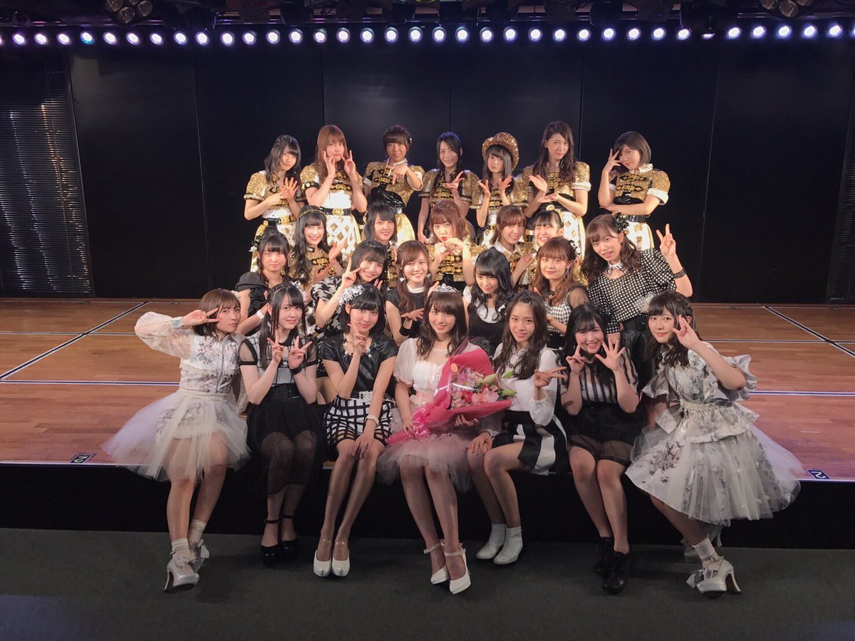 15th Generation Tweet Regarding to Naanya’s Graduation