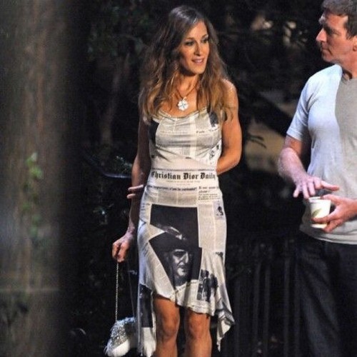 iamsuperdre: Ugh man I crushed on this dress SO hard when she walked out of her apartment building o