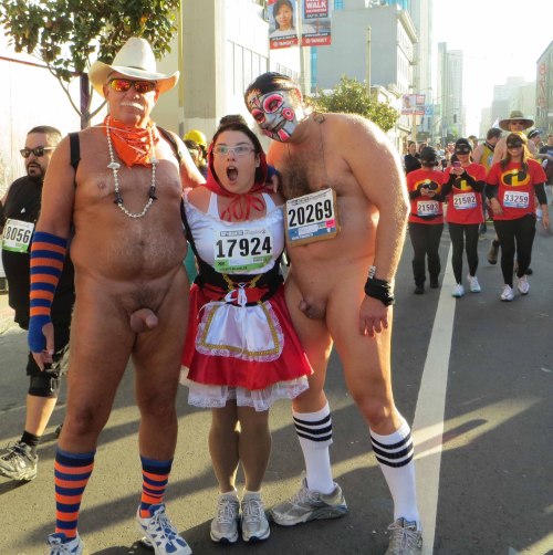 mrsmilescfnm: Naked at Bay to Breakers