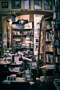 photographsbyjulia:  Shakespeare & Company