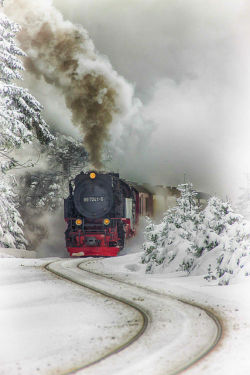 freezuh:  1wantchange:  polar express?  No, the little engine that could….