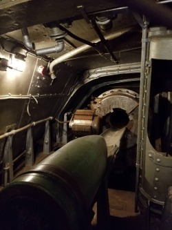 Bmashine:  Battleship Texas. Ready To Load 356 Mm Projectile.