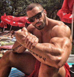 OMG he is stunningly handsome and awesome muscles - WOOF