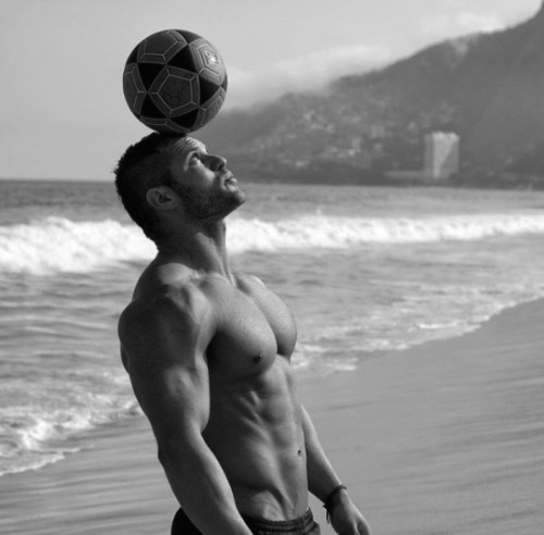 hyper-masculine:    ► HYPER-MASCULINE ♂ ◄ [page]♂ ♂♦ Hyper-Masculine ARCHIVE ♦ [all pics]    