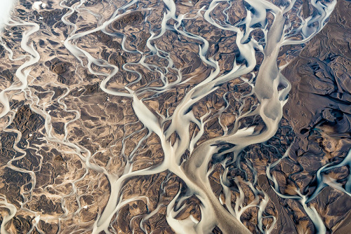 razorshapes: Aerial photographs of Iceland by Emmanuel Coupe-Kalomiris