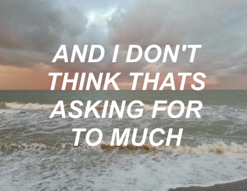 somebodyy-else:She lays down, the 1975please don’t repost.