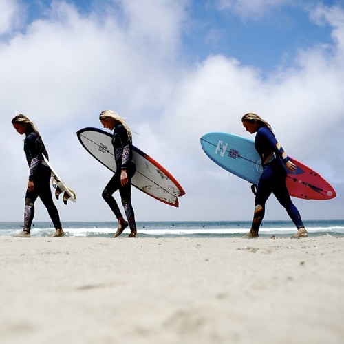 http://surfandbefree.tumblr.comAlessa, Laura & Felicityph. Morgan Maassen