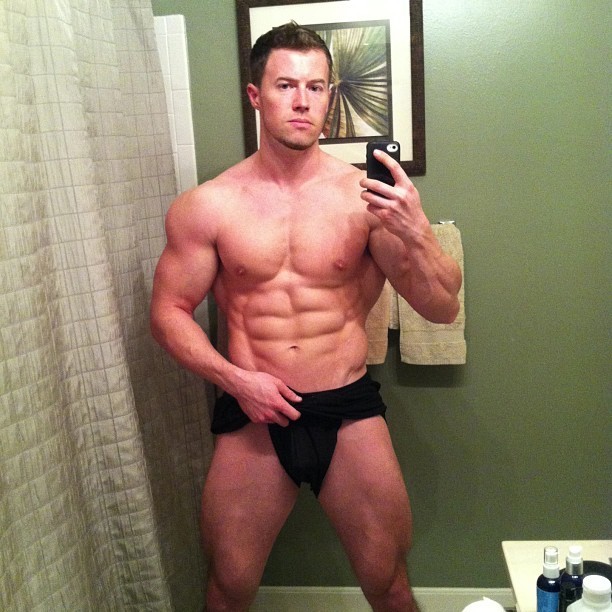 dudeswillfuckdudes:  follow me on instagram: menwillbemen
