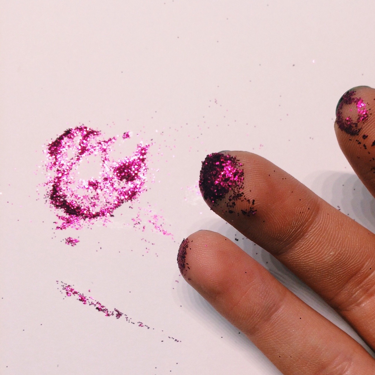 blvckcrystal:  // glam blog directory