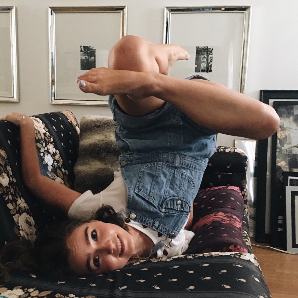 feetrneat:Haley Lu Richardson