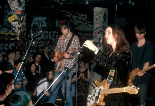 shoegazegeneration: Slowdive - CBGB, New York, 7/04/1994  pic by Ebet Roberts