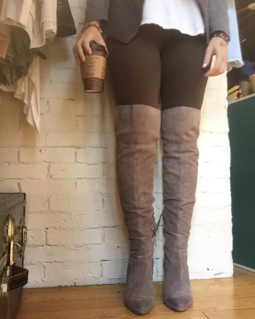 Sassy Saturday feels! These taupe high heeled over-the-knee boots have a Pretty Woman vibe, minus th