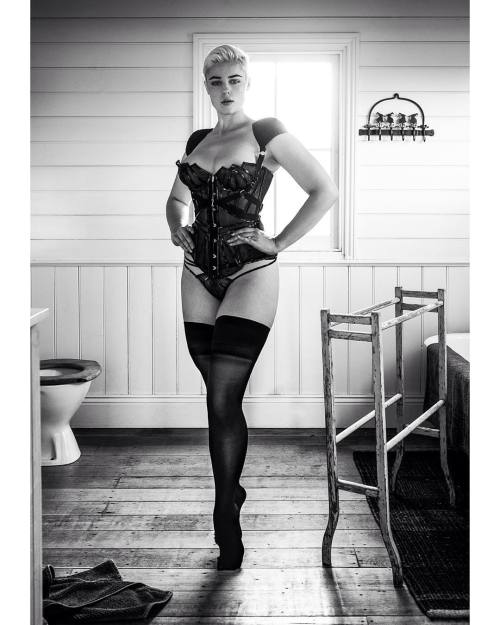 Tippy Toes 👣 Ballerina in Agent Provocateur corset in old country shack…random!? by stefania_raw