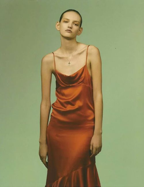 hannegabyodalisque:  Yulia Musieichuk by Liam Warwick for Wonderland Magazine Nov 14  