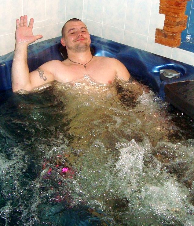 justbulls:  Pool Bull 