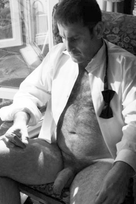 bearluvr2479:  allthingsdad:  For more ALL Things Daddy check out http://allthingsdad.tumblr.com and don’t forget to follow!   Daddies, Bears, and Cubs!