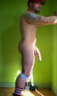 latinbastards:  gayhairylovers:  Woowwwww  Www.facebook.com/latinbastard Www.latinbastards.tumblr.com