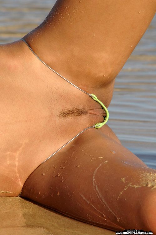 bikini-pleasure:  http://preview.bikini-pleasure.com/1075_2015-03-16.html