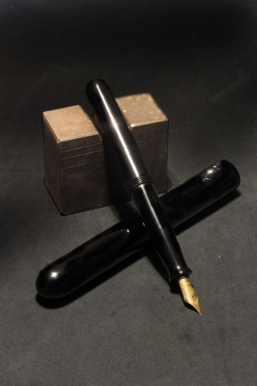 Inkless Pen Uses Ancient Material, Never Needs Replacing