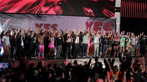 rawsmackdownnxtdivas: Brie,Daniel Bryan and the WWE Roster:Raw 2/8/16 Daniel Bryan’s retiremen