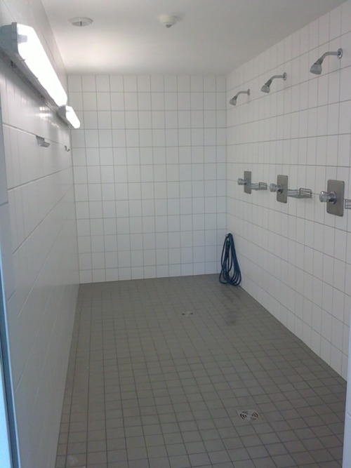 Men’s showers at California Fitness in Göttingen, Germany. It’s a shame not many pr
