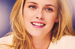 captainheroism:  FANGIRL CHALLENGE | ACTRESSES (2/10) ❥ kristen stewart It is just nice to think that your version of love and I am sure that everyone feels this way, is better than everyone else’s. It is the strongest that ever was and it is all