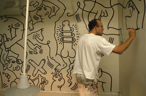 alanspazzaliartist:Although he was already ill with AIDS, in 1989 KEITH HARING painted the fresco entitled ‘Once upon a time’ in a single day in the bathroom of an LGBT center in Greenwich Village in New York. The work, which has remained intact,