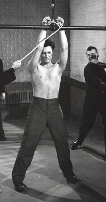 mynewplaidpants:Elvis Presley in Jailhouse