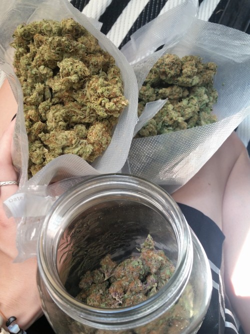 cummy-eyelids:  Xj-13, dutch treat, and black adult photos