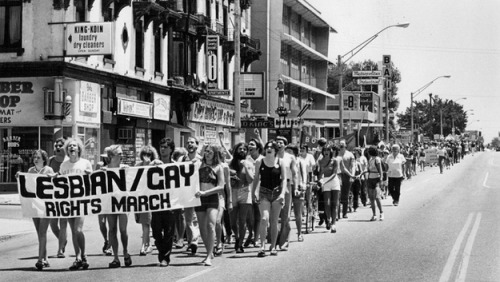 greypoppies:(Pride parades, 1970s.)