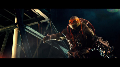 lucas-remoussin:It’s long overdue, but here are some screencaps from the second trailer of the TMNT 