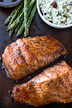 verticalfood:  Bourbon-Glazed Salmon