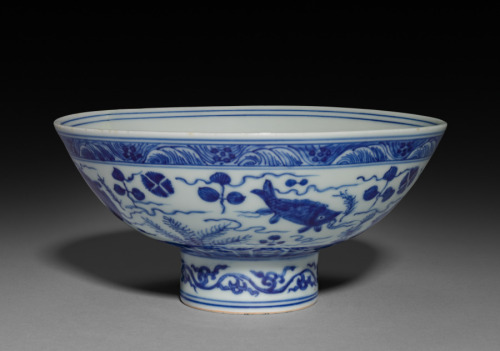 Bowl with Fish and Water Plants, 1522-1566, Cleveland Museum of Art: Chinese ArtSize: Diameter: 16.1