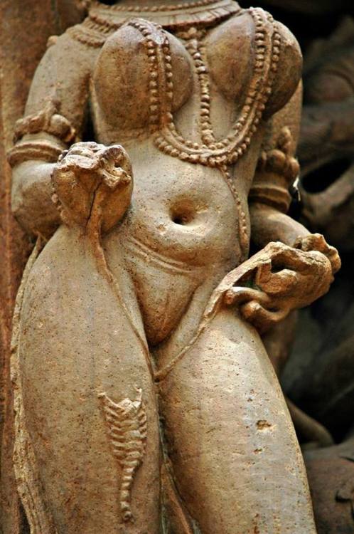 monasteremort: Erotic Sculptures of Khajuraho Temple