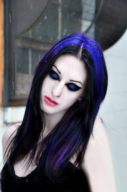 gothicdarling:  Model - Lor Nyctophilia