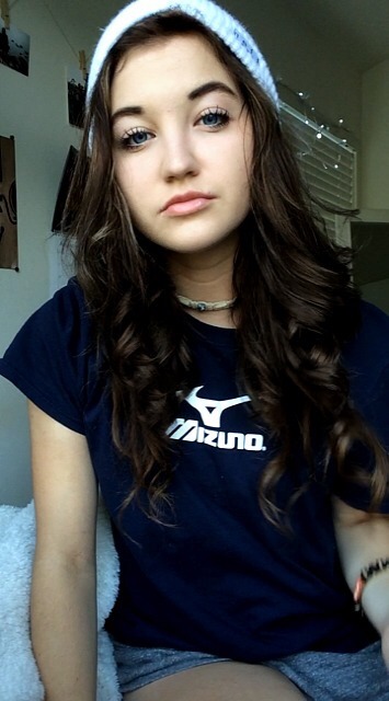 californyeeah:  gf’s shirt 