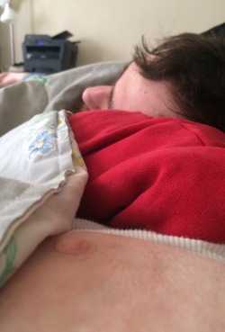 xxxcountrybabyydollxxx:  He was playing with my boob then cuddled up and fell asleep. Men sometimes remind me of small children.   Please DO NOT reblog this! 