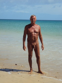 Excellent physique and cock