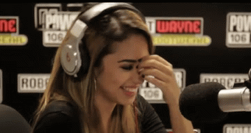 mizzjasminevillegasnewz:  Jasmine Villegas on power 10.6 FM Answering Questions!