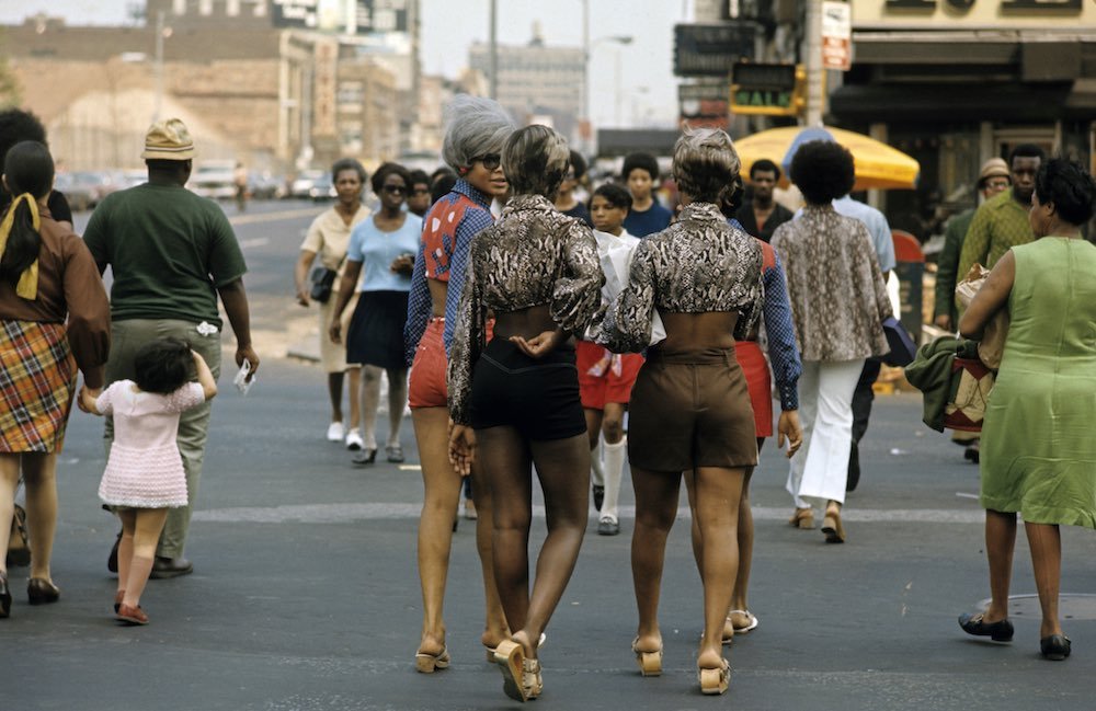 afewacresofsnow:From a Paris Match issue on Harlem in 1970. Jack Garofalo photographed