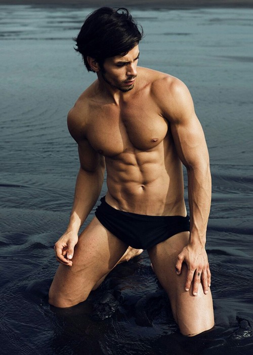 XXX Igor Augusto by Wong Sim photo