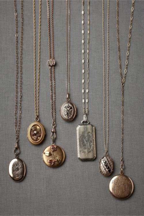 angelkarafilli: Necklaces and lockets