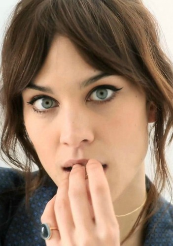 pseudenim:  Babes Of 2013 (as voted by you) No. 5 // Alexa Chung