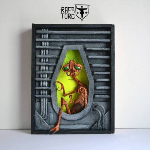 Maquette Round Up No.31 - “Seymour & Audrey II" [Purchase HERE]  More Pics HERE!2 - “Batfle