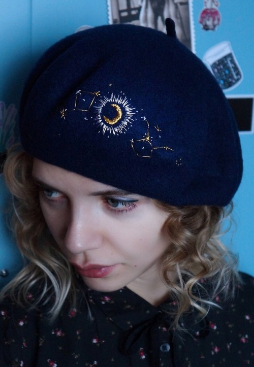 sosuperawesome:Embroidered Celestial BeretVelvet Moon Moth on EtsySee our #Etsy or #Embroidery tags
