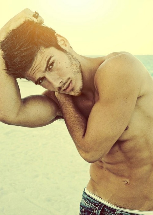 gerg14:  MY LATEST OBSESSION: Brazilian Lucas Bernardini. God, I gotta move there and enjoy the South American way!