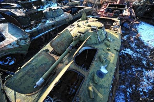 toocatsoriginals:  Abandoned Red Army Armor - Repair Base 77 - Ussuriysk, Russia via KFSS