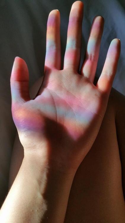 romanticmaterial:  6:04 and the sun is setting: an infinite melancholy aches through my limbs. a rainbow ray of sunlight filters in through my bedroom window & reminds me to have hope 