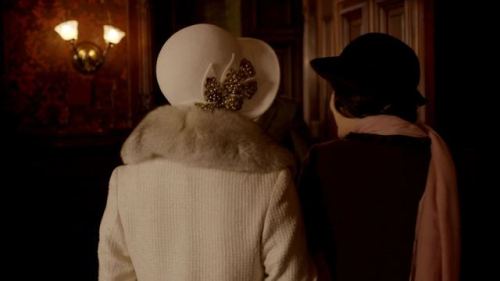 phrynefishersfrocks: For her second ensemble of “Murder in Montparnasse” (Season 1, Epis